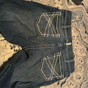 Women’s ariat jeans